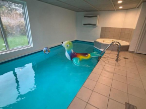 Wonderful, Large Pool Holiday Home, Close To Marielyst Beach, Bogø By